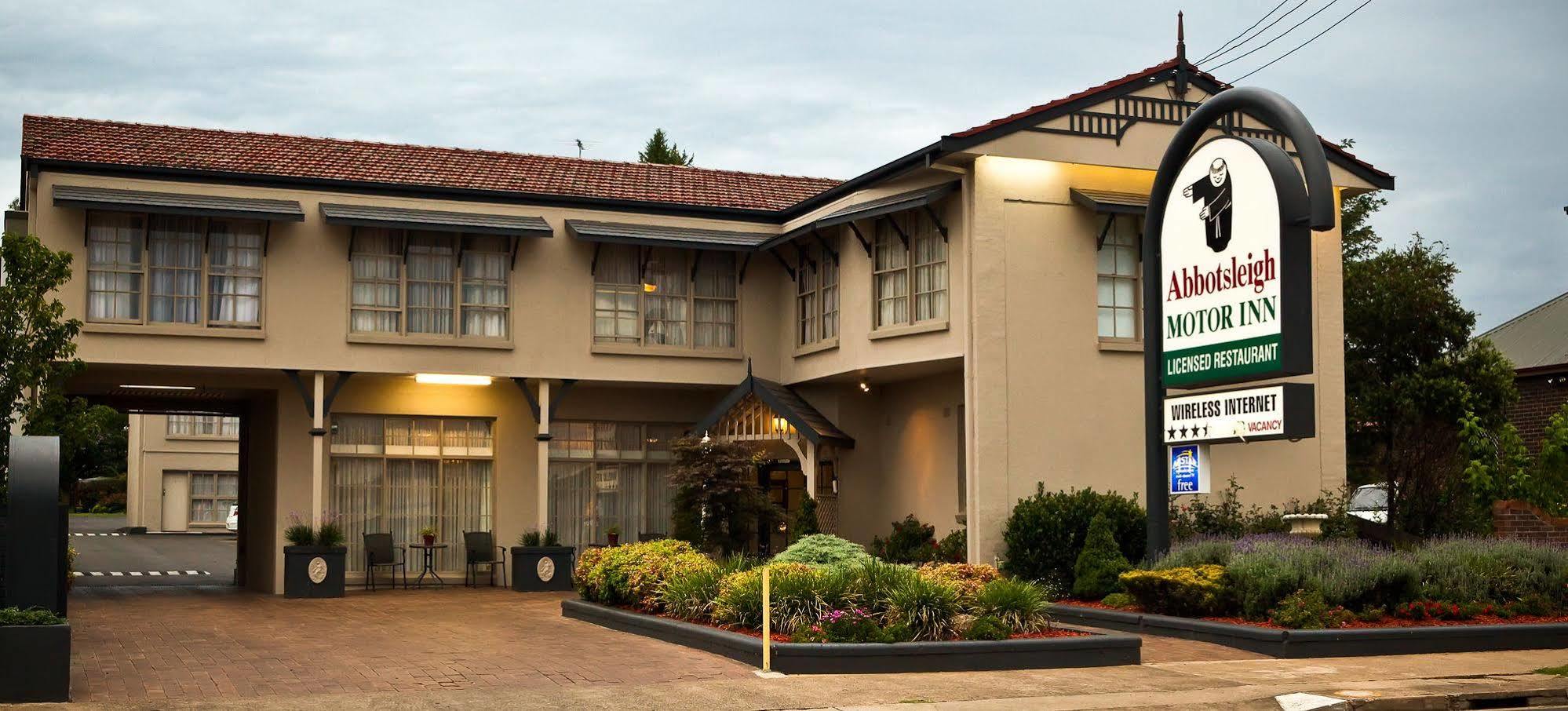 Abbotsleigh Motor Inn Armidale Zewnętrze zdjęcie